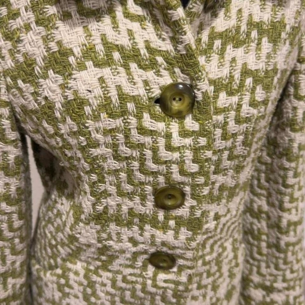 Caslon wool blend tailored coat in the prettiest olive + cream textured tweed - Picture 2 of 8